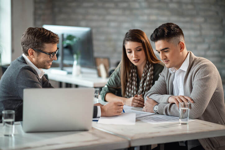What do financial advisers do